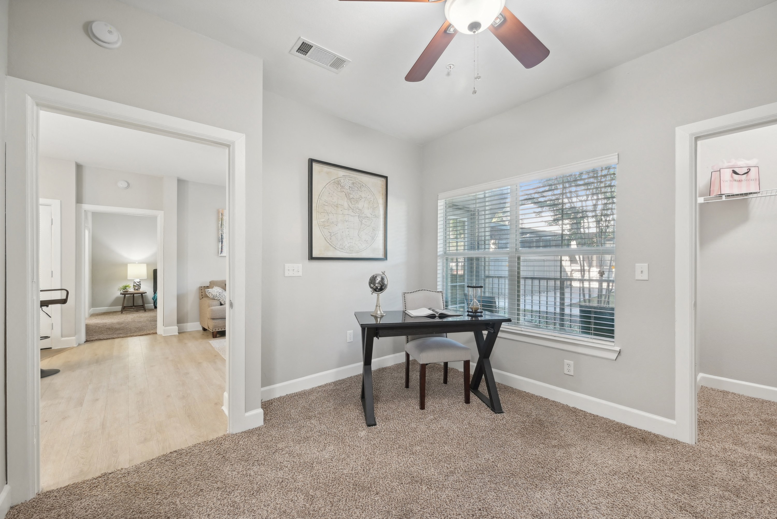 District at Greenville Apartments Image 9